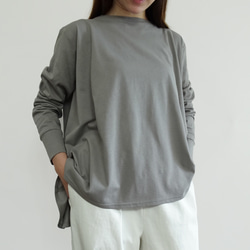 コットン100Aラインフレアーカットソー〈ニュアンスブラウン〉 2枚目の画像