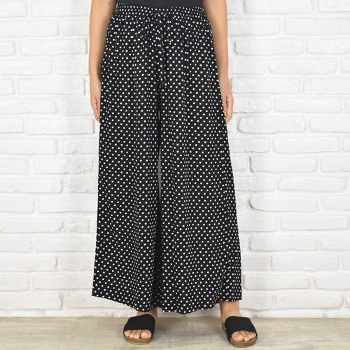 涼しげでシンプルなドット柄のワイドパンツ 水玉 キュロットパンツ