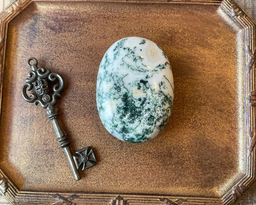 精神の安定。信頼と勇気、自信を高める＊ツリーアゲート① 天然石