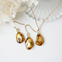 玳瑁玻璃與真貝殼首飾套裝 第4張的照片