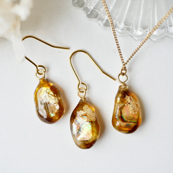 玳瑁玻璃與真貝殼首飾套裝 第7張的照片