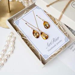 玳瑁玻璃與真貝殼首飾套裝 第9張的照片