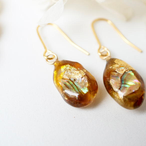 べっ甲ガラスと本物貝殻のjewelryピアスorイヤリング ピアス（フック