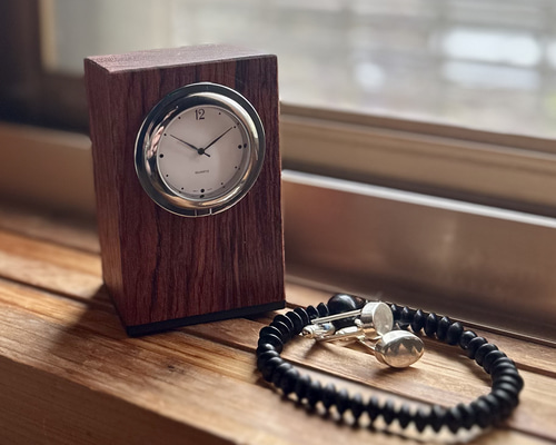 銘木ブビンガ　ペンスタンド　 SEIKO デジタル電波時計 銘木ブビンガ ペンスタンド SEIKO デジタル電波時計