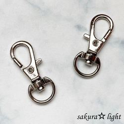 復縁☆キューブ型オルゴナイトのナスカンキーホルダー➁（叶えるメモリーオイル封入） 零夜 パスケース（ナスカン付き） [#コンパス2.0 戦闘摂理解析システム