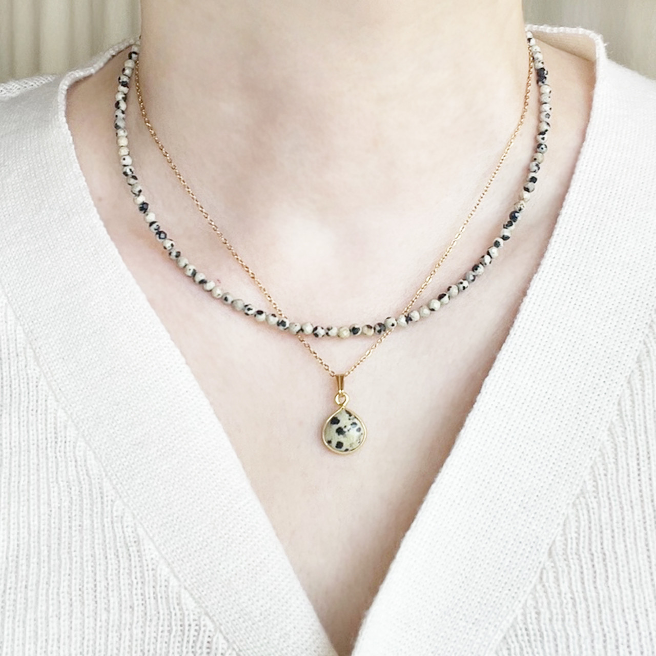 【ちょっぴり個性的！】ダルメシアンジャスパーネックレスセット 天然石 ビーズ　ベージュ アニマル柄