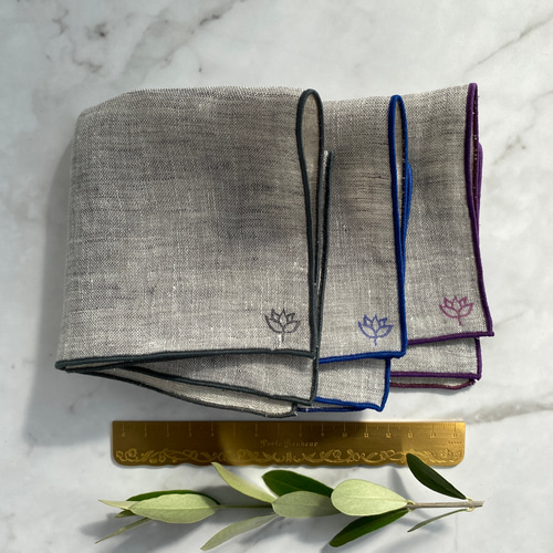 A：糸とスタンプ色増えました：リネン100% ダブルガーゼ・ハンカチ