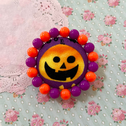 [専用　こり様]くるみボタン 刺繍 フェルト ブローチ キジトラ ハロウィン 専用 こり様]くるみボタン 刺繍 フェルト ブローチ キジトラ