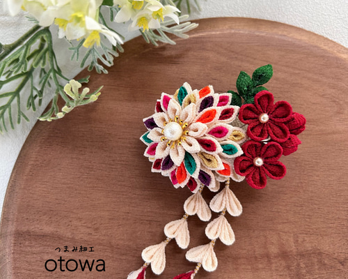 つまみ細工 a135b8be26a6edc276bb5693d66ecc