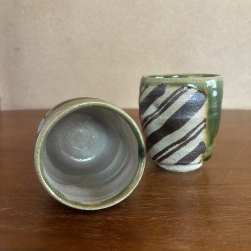 湯呑み 織部 湯呑み minoru 通販 18199367｜Creema(クリーマ)