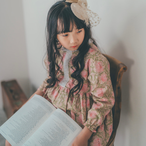 ❤︎ Vヨークフリルワンピース長袖 ❤︎モリスアイリス・ピンパーネル【ハンドメイド】 ︎ Vヨークフリルワンピース長袖 ︎モリスアイリス