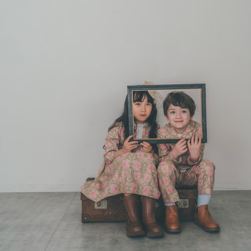 Kids 長袖ワンピース“My antique“ ウィリアムモリス