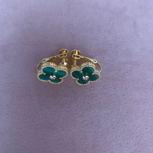 最高級天然石マラカイトイヤリング イヤリング・ノンホールピアス Moco  