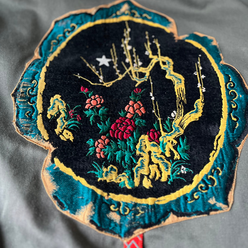 PLEASURES ミリタリージャケット 刺繍 リメイク加工 PLEASURES