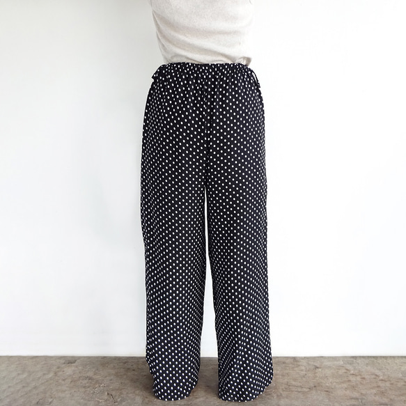 人造絲側絲帶寬鬆褲（圓點） 第15張的照片