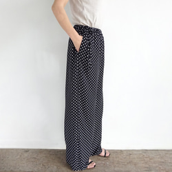 人造絲側絲帶寬鬆褲（圓點） 第14張的照片