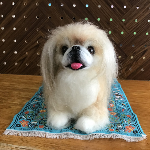 ペキニーズ（笑顔の伏せポーズ） 羊毛フェルト コーギー大好きママ