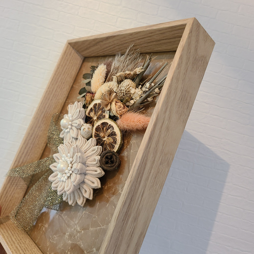 つまみ細工】スワッグ風ドライフラワー＊フレームアレンジ その他