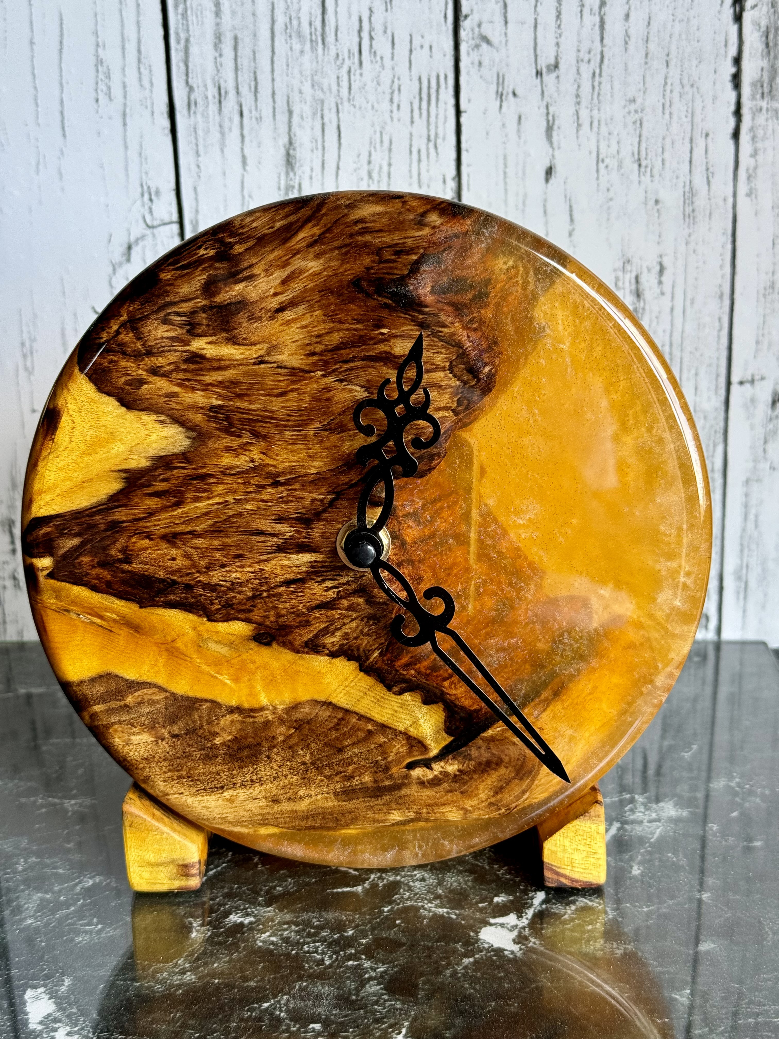 ウッドレジン置き時計〜暁の山岳〜