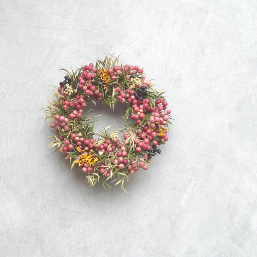 プリザーブドフラワー　ハーフリース♡パープルベリーペッパーのコンチェルト プリザーブドフラワー ハーフリース♡パープルベリーペッパーの