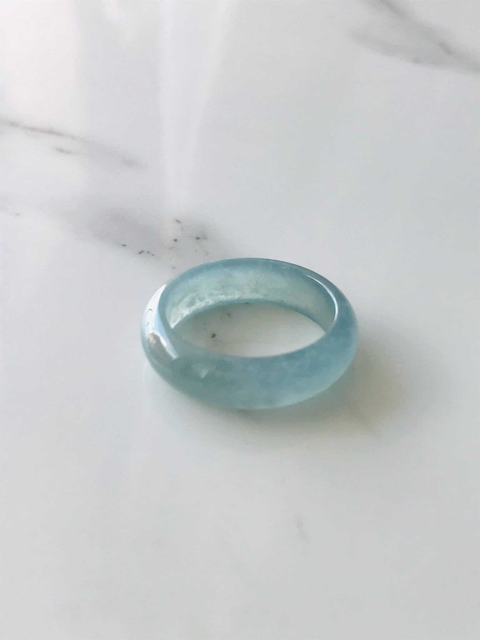 [R138-0012］ ジェイド　JADE ヒスイ　本翡翠　くりぬき　リング　天然石　グアテマラ産　アイスブルー　12号