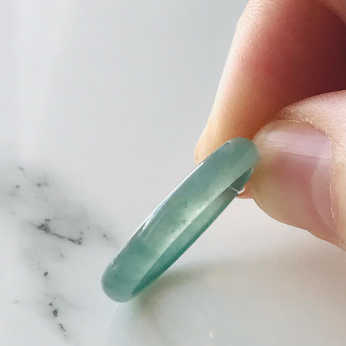 R50-0032］ ジェイド JADE ヒスイ 本翡翠 くりぬき リング 天然石 一点