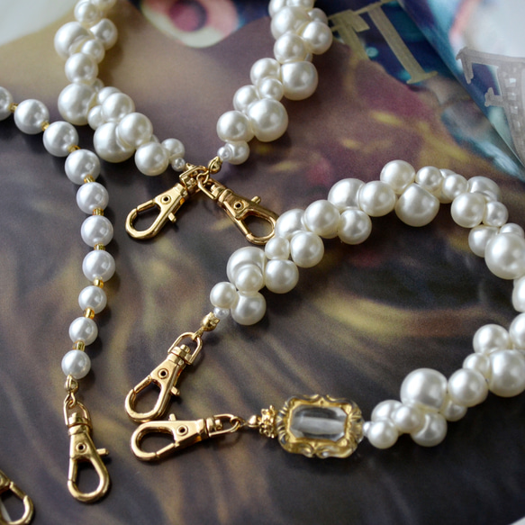 入道雲のようなもくもくパールストラップ＆シンプル　スマホストラップ　接続金具選べます！耐久性UP 3枚目の画像