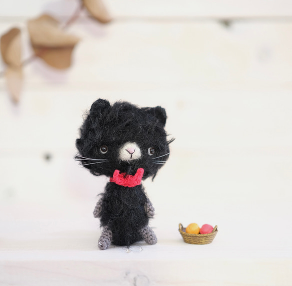 黒ネコ ぬいぐるみ 人形 テディベア 猫 作家 エキゾチックちびたん . やっぱりメガネないとね❤︎ . . . . 大きな三