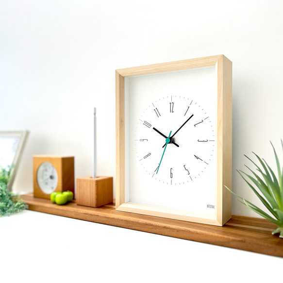 KATOMOKU dual use clock 10 ハードメープル km-147HMRC 置き掛け兼用時計 静音 電波 1枚目の画像