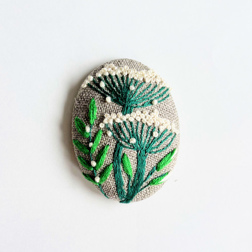草花の刺繍ブローチ【botanical】#288 ブローチ j.couture 通販