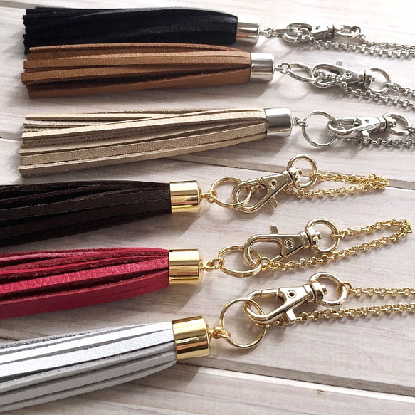 本革タッセル レザータッセル バッグチャーム ボリューム お財布