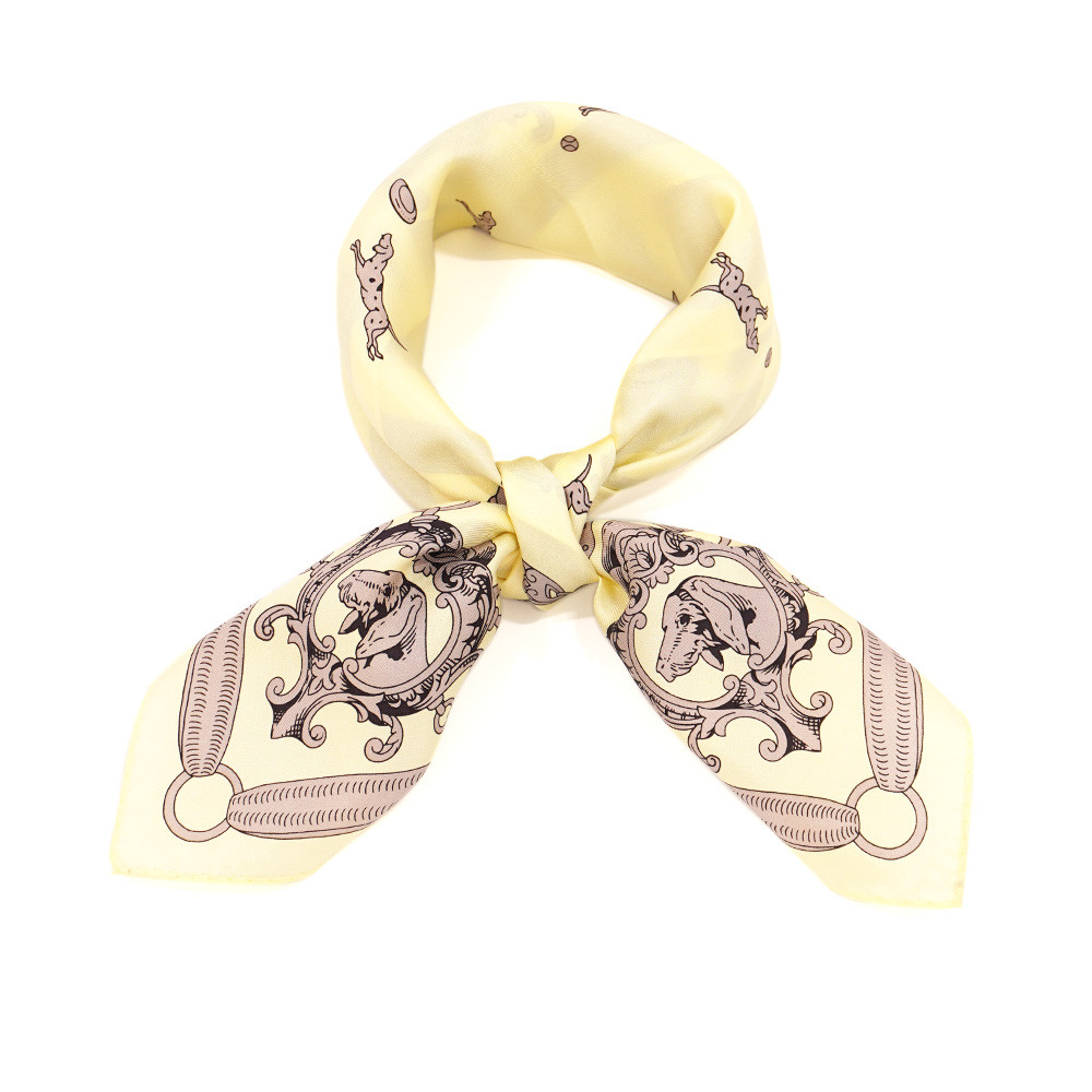 ＜バンダナサイズのシルクスカーフ＞【Marcaオリジナル】ドッグ(BEQ-111) シルクツイル クリーム