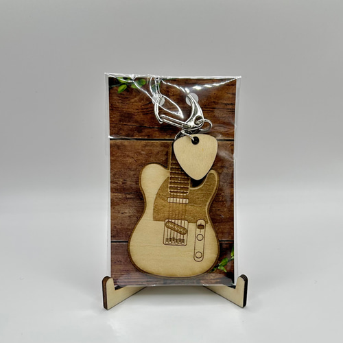 エレキギター型キーホルダー】オリジナル、木製、レーザー彫刻、名入れ