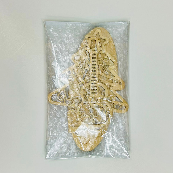 【クラシックギター&ツリーオーナメント】オリジナル、木製、レーザー彫刻、名入れ可能、記念品、クリスマスプレゼント 6枚目の画像