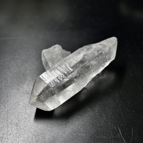 マニカラン 水晶 貫入あり - メルカリ