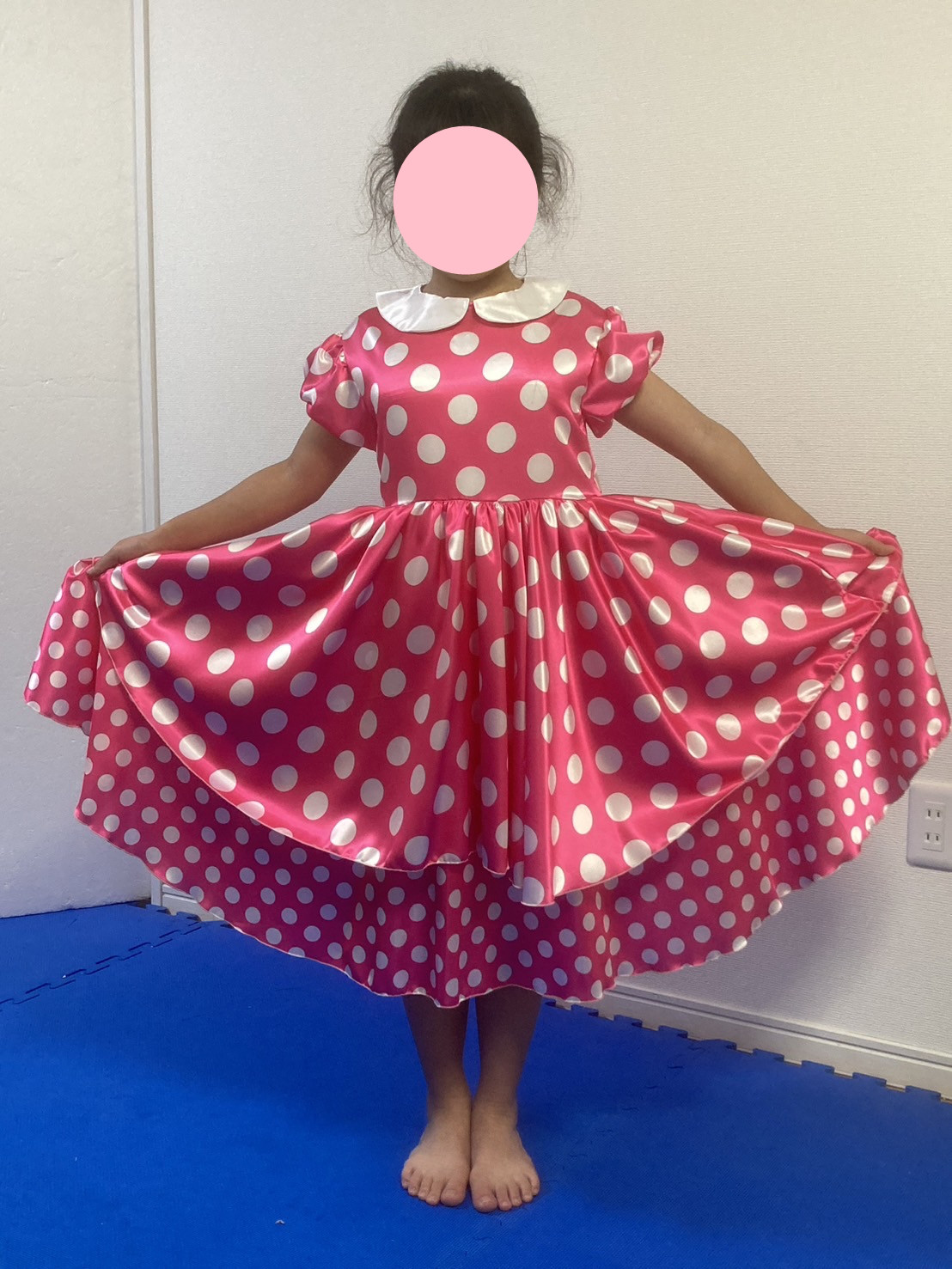 赤とピンクの水滴模様ワンピース 女の子を笑顔にする魔法のワンピース♡ ピンクの水玉ワンピース 子供服
