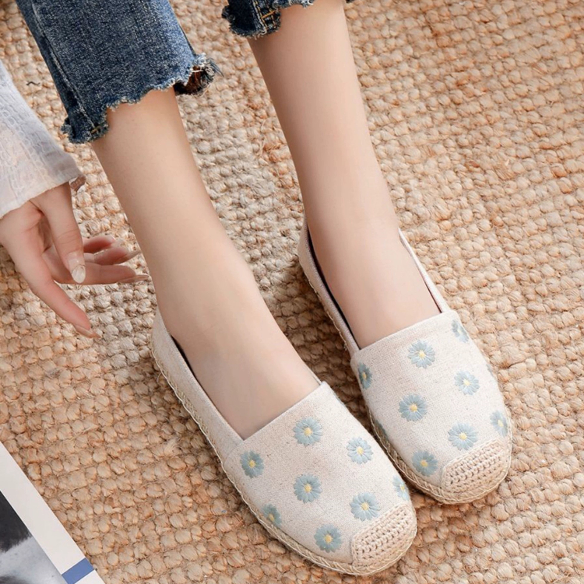 通勤 通学 仕事 ベーシック レディース 刺繍の靴 春 夏 秋 冬 フラットソール シンプル おしゃれ  きれいめ