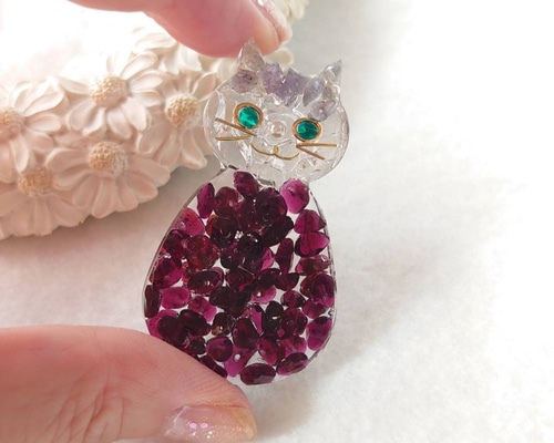 未使用品 碌山 猫 天然ガーネット ピン ブローチ 未使用品 碌山 猫 天然ガーネット ピン ブローチ