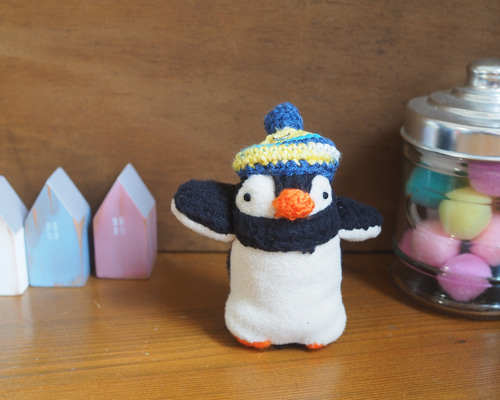 ペンギン帽子の猫ぬいぐるみ たけのこ TAKENOKO ぬいぐるみ マリンシリーズ ペンギン (ミニ