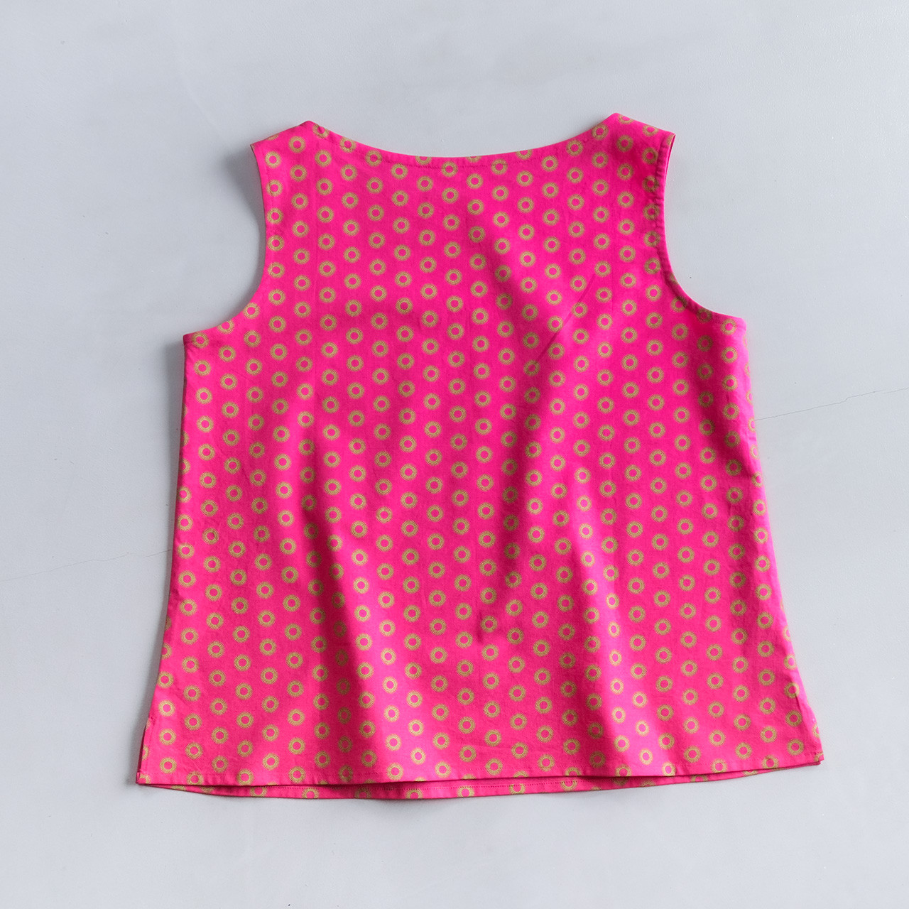 シュエシュエファブリック　ノースリーブブラウス