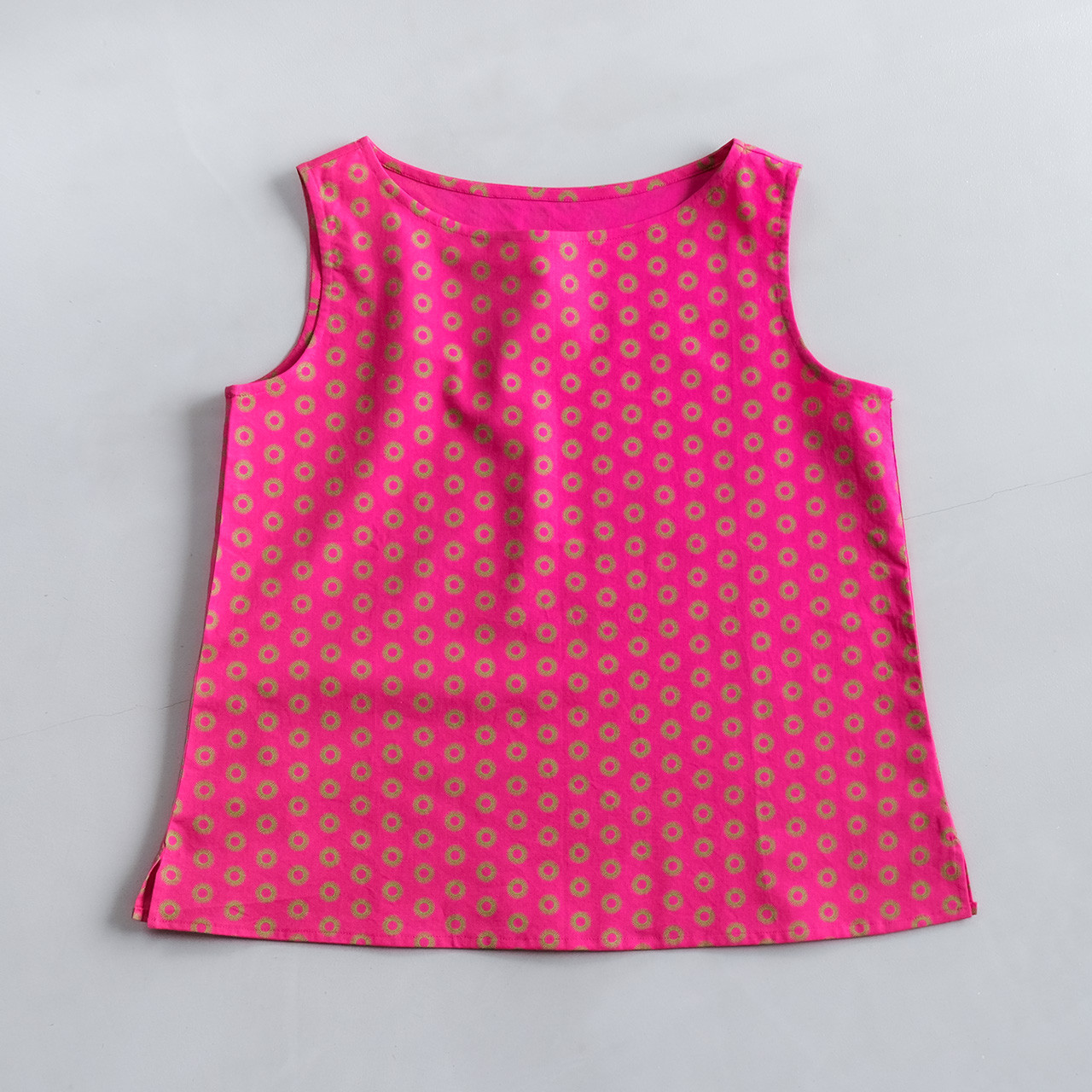 シュエシュエファブリック　ノースリーブブラウス