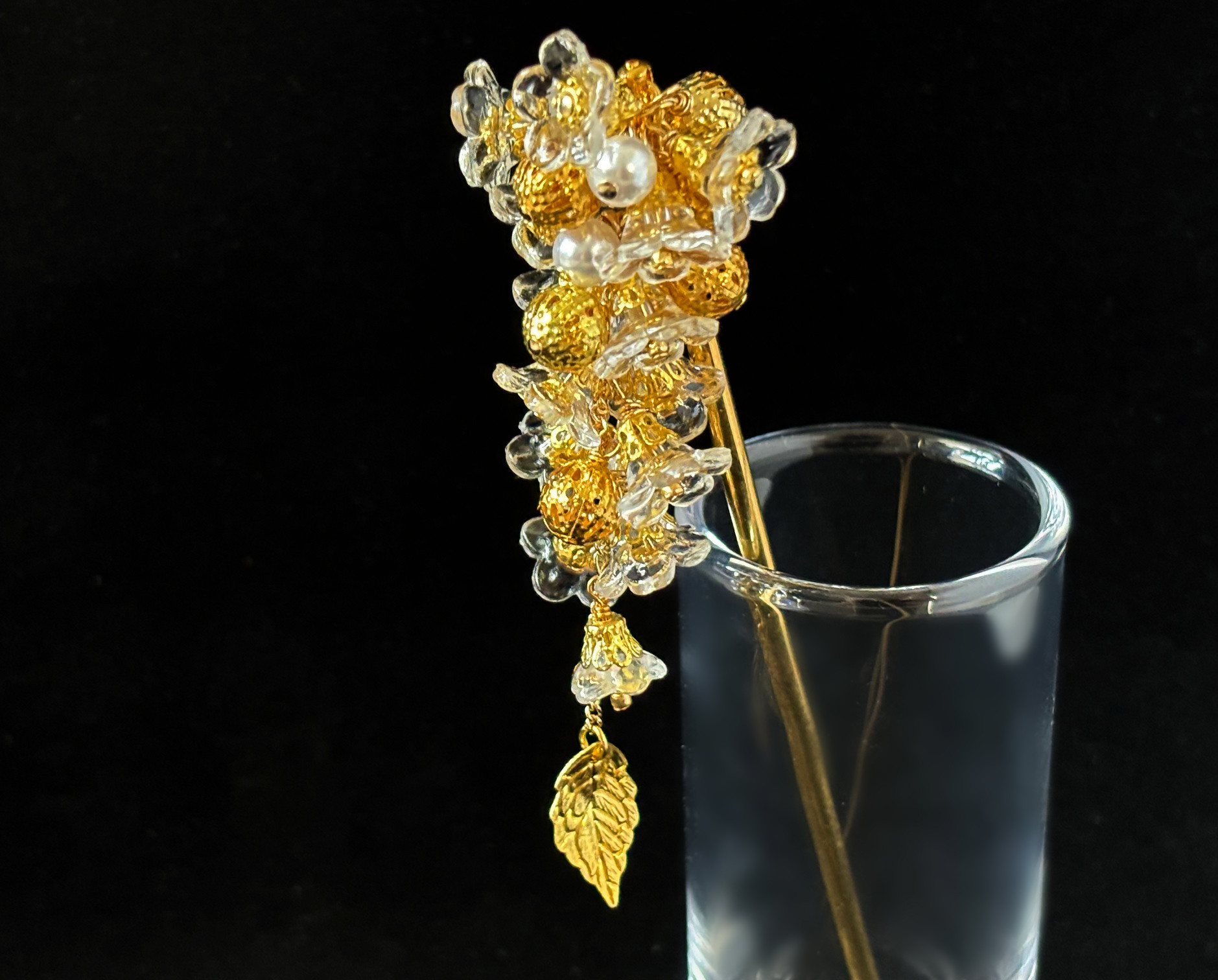 かんざし　氷の様な透明クリアカラーのフラワービーズの鈴生り簪B　春夏秋冬　一本簪　一本挿し　透明　クリア　0203