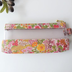 歯ブラシ・ペン　マチたっぷり　クリアポーチ　マーガレットアニー　リバティ　ラミネート　♡夏の庭園に咲き誇る花々 2枚目の画像
