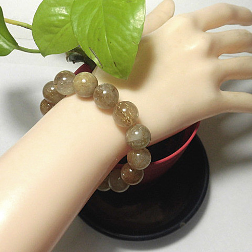 天然石 金針ルチルクォーツ13.0mm〜13.8mmブレスレット 内周18.2cm  