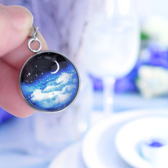 空への手紙　涼をまとうペンダント＆キーホルダー　雪夜❄夜空❄月夜❄星空ブルー　SNOW BLUEアクセサリー 1枚目の画像