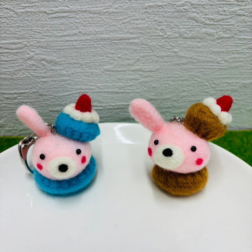 羊毛フェルト マカロンうさぎ キーホルダー 2種 羊毛フェルト toiro 