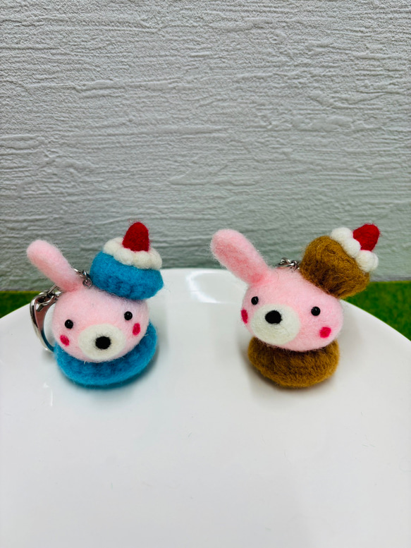 羊毛フェルト マカロンうさぎ キーホルダー 2種 羊毛フェルト toiro  
