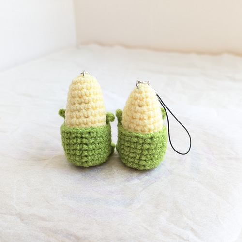 1点限り】とうもろこしの編みぐるみストラップ キーホルダー am!mo