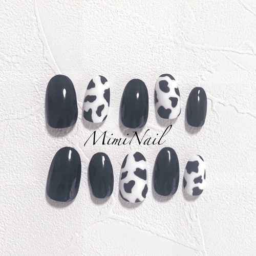 ネイルチップ / モーモー 牛柄 ミルク モノクロ モノトーン マット