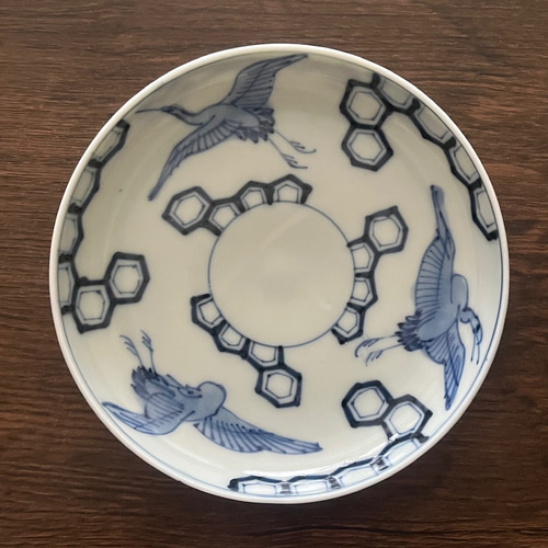 古伊万里　染付　亀甲紋に草花紋の図 膾皿　江戸期　D568AS-fbsx 江戸時代中期～後期 古伊万里 染付 亀甲文様に帆掛け舟の図 膾(な